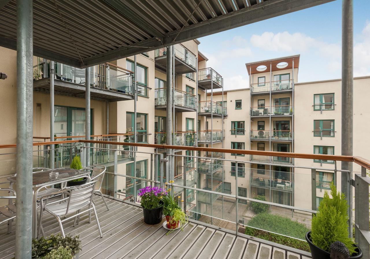 The Holyrood Road Residence Édimbourg Extérieur photo